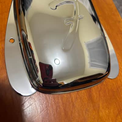 Fender Original 60’s jazz bass ash tray bridge cover 10’s - Chrome image 1