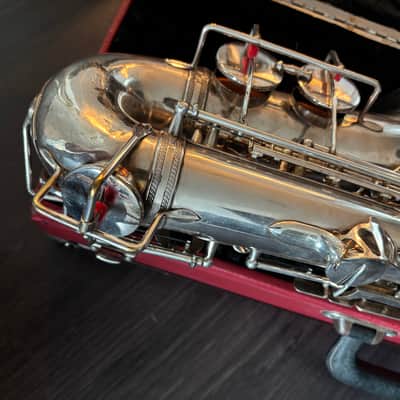 1931 Selmer Paris "Cigar Cutter" Super Sax Alto Saxophone, Silver Plate image 9