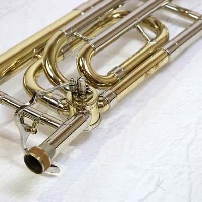 BACH 42B GL Tenor Bass Trombone [145883] (07/13) image 5