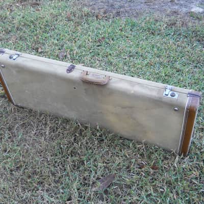 Vintage 1983 Roadworn Fender Tweed Reissue Guitar Case, Strat Tele, '52 '54 '56 '57 '59 '62 image 7