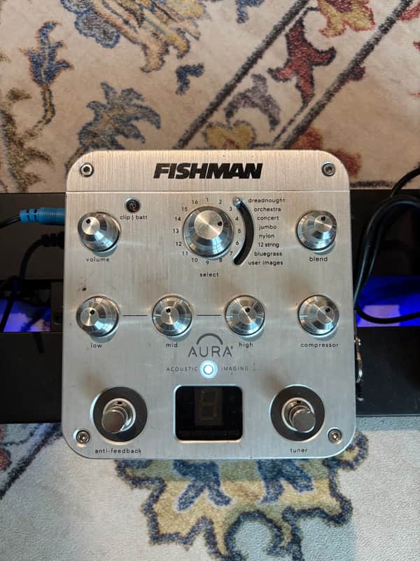 Fishman Aura Spectrum DI 2010s - Silver image 1