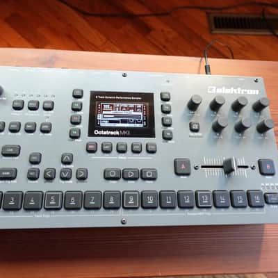 Elektron Octatrack MkII Dynamic 8-Track Performance Sampler 2017 - 2021 - Gray image 2