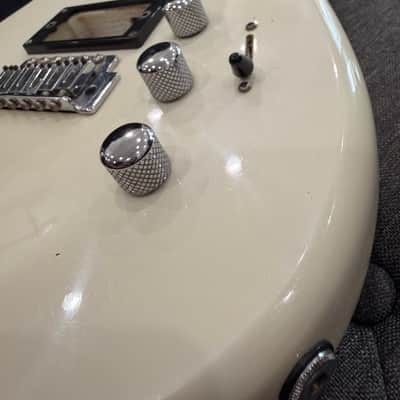 Squier II Body Stratocaster 1991 - White pearl metallic image 3