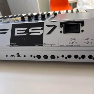 Yamaha Motif ES 7 Production Synthesizer Used in mint condition image 4