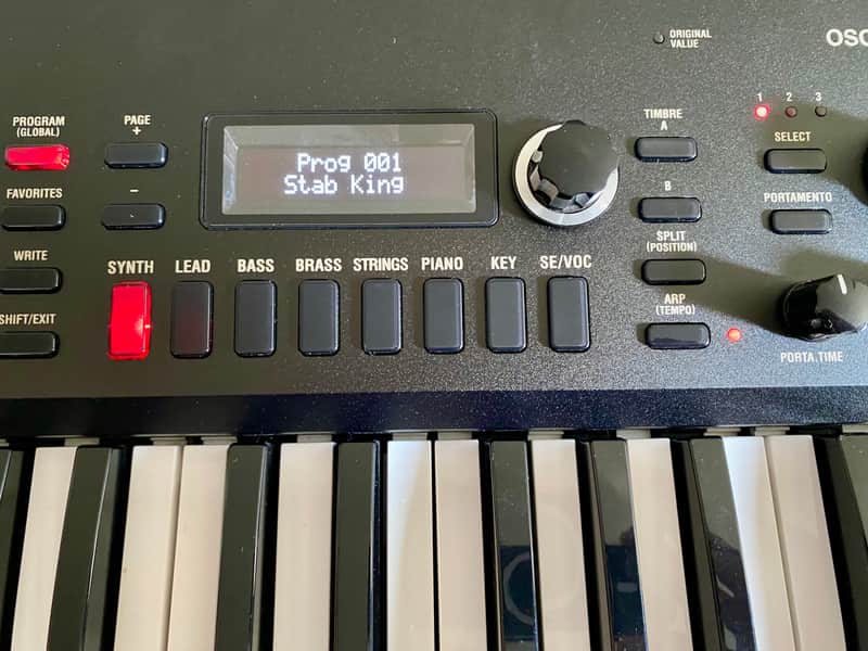 Korg KingKORG Limited Edition 61-Key Analog Modeling Synthesizer 2010s - Black image 1