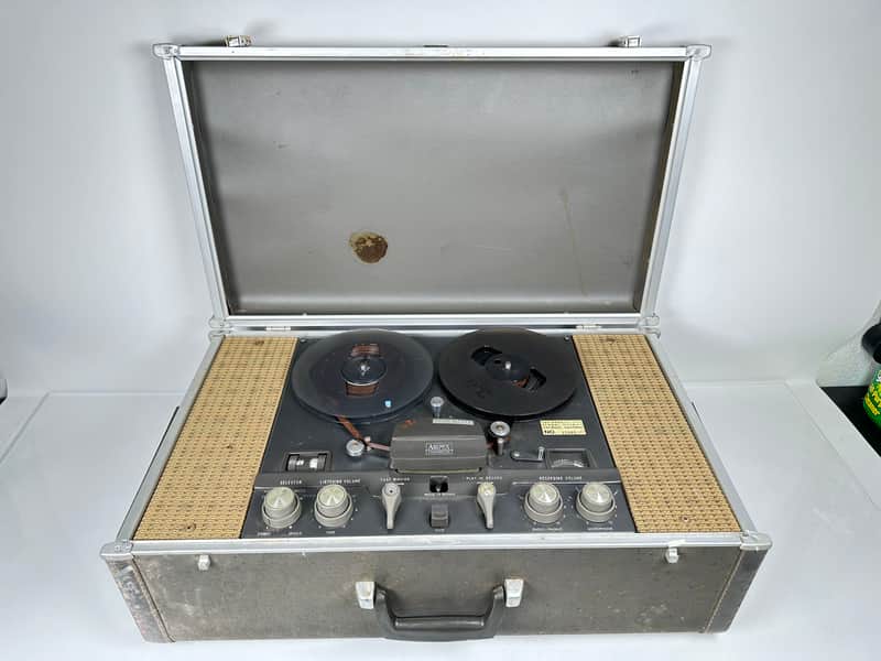 Ampex 970 Suitcase Reel to Reel Tape Player Recorder - 1959 image 1