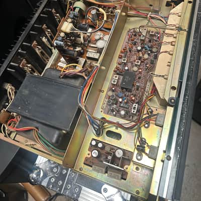 Sansui 9090 Stereo Receiver 1975 - 1977 - Silver image 13