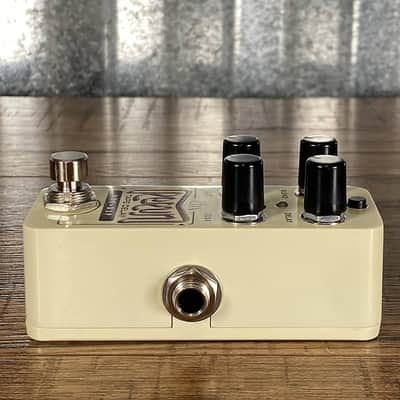Electro-Harmonix EHX Pico Rerun Tape Delay Guitar Effect Pedal image 4