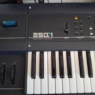Ensoniq ESQ-1 Wave Synthesizer 1986 with RAM cart - Black