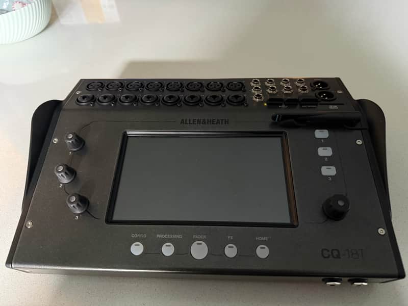 Allen & Heath CQ-18T 16-Channel Digital Mixer with Rackmount Kit/Hard Case & Extra charger image 1