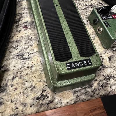 Shin's Music Pro Vibe DX Univibe With Foot Controller2019 Green Hammertone image 6