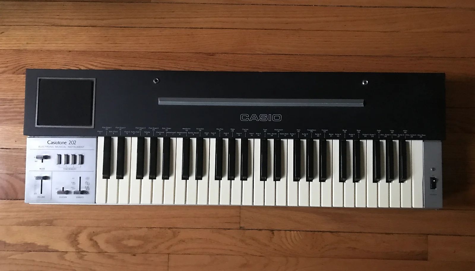 【ジャンク】CASIO CASIOTONE 202 シンセサイザー　音響機器 Casio CT-202 Casiotone 49-Key Synthesizer | Reverb