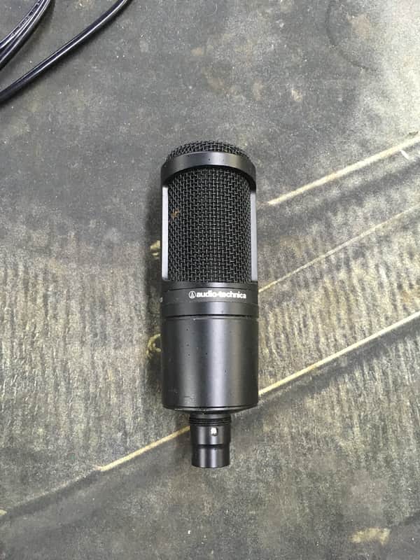 Audio-Technica AT2020 Large Diaphragm Cardioid Condenser Microphone 2010s - Black image 1