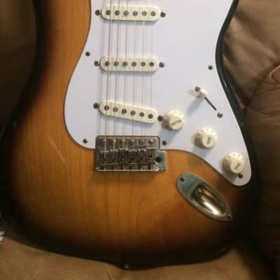 LSL Stratocaster 2011 Sunburst image 9