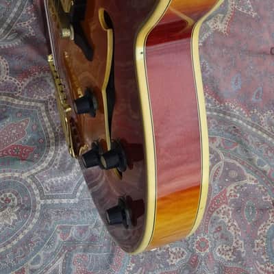 Gibson Byrdland 1970 - Cherry Sunburst image 8