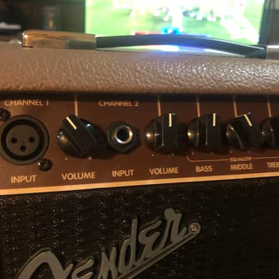 Fender Acoustasonic 15 2-Channel 15-Watt 1x6" Acoustic Guitar Amp 2013 - Present - Brown image 4