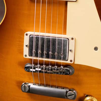 Gibson Custom Shop 1959 Les Paul Standard Murphy Lab Ultra Light Aged Electric Guitar - "AAA" Top Super-Light Mahogany - Sunburst with Hardshell Case - Demo image 11