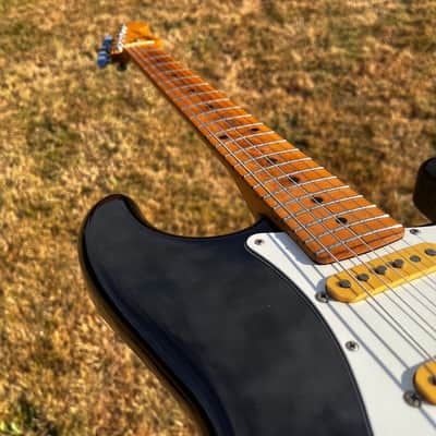 RARE 1987 Fender Japan ST-33M … MEDIUM SCALE LENGTH Stratocaster ... mythical “E-Serial” Era … 24.75" inch Stratocaster = GIBSON feel & Snap)+ Gotoh Magnum Locking Tuners + Fender GIGBAG image 25