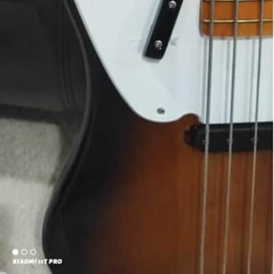 Squire by (Fender) 51' Re-Issue Classic Vibe 2021 - Sunburst with Accessories. image 3