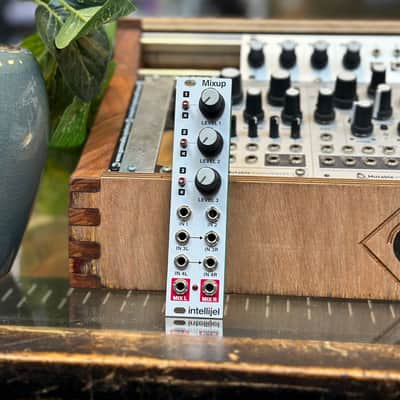 Intellijel Mixup Compact Mono/Stereo Chainable Eurorack Mixer image 1