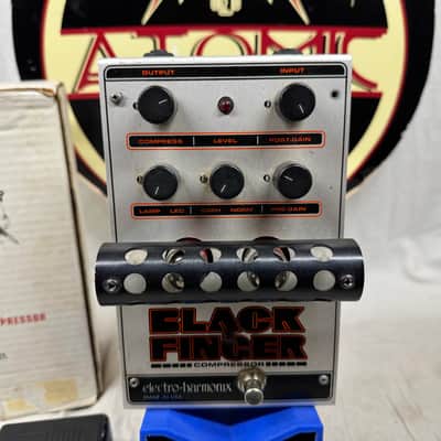 Electro-Harmonix Black Finger Tube Compressor Pedal with Power Supply + Box image 4