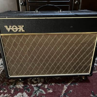 Vox AC15CC1 Custom Classic 15-Watt 1x12" Guitar Combo 2006 - 2010 - Black image 1
