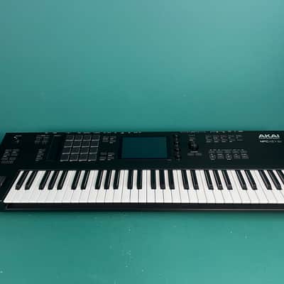 Akai MPC Key 61 Standalone Workstation Synthesizer 2022 - Present - Black + Case image 18