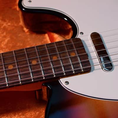 Fender American Vintage II 1963 Telecaster 2022 - sunburst image 5