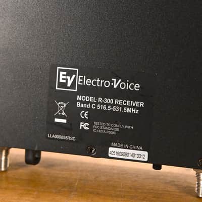 Electro-Voice (EV) R-300 Receiver w/ BP-300 Bodypack - Band C (NO PSU) CG010X0 image 8