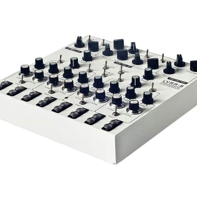 SOMA Laboratory Lyra-8 Organismic Drone Synthesizer (White) image 2