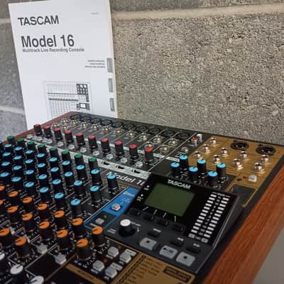 TASCAM Model 16 Multitrack Recorder / Mixer / Audio Interface - Black with Wood Cheeks image 4