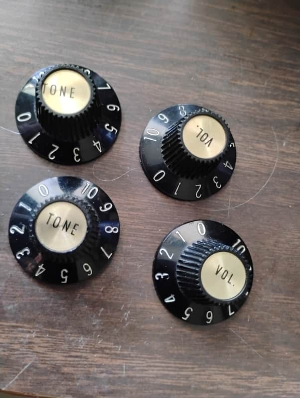 1968 - early '69 Gibson Les Paul Custom 'Witch hat' Knobs, gold inserts excellent condition, vintage original luthier parts for project or restoration. 68 1969 60s. image 1