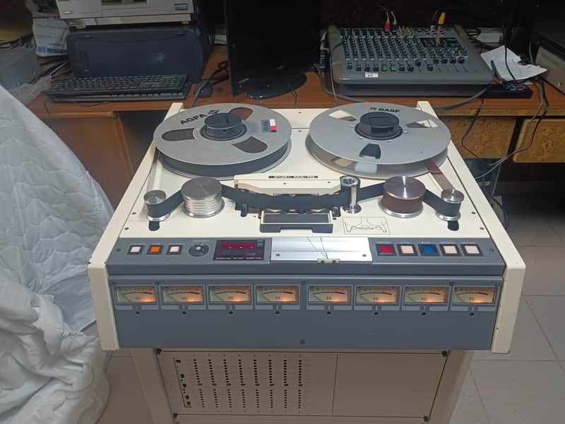 Otari MX-70 Magnetófono Multipista Profesional 8 Canales 1/2" +  Telemando CB-118 sobre Consola image 1