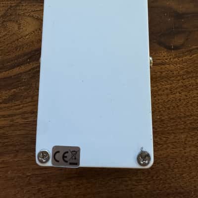 Pedal Pawn Fuzz 2020 - 2021 - White image 3