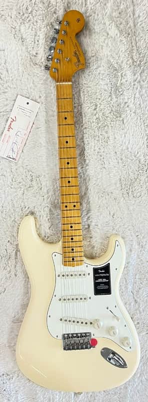 Fender Vintera III Late '60s Stratocaster, Maple Fingerboard, Olympic White image 1
