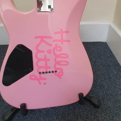 Squier Hello Kitty Stratocaster 2007 - Pink with Hard Shell Case image 10