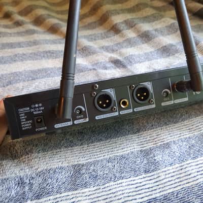 GTDaudio G-787 UHF 4-Channel Wireless Microphone Receiver NO AC - UNTESTED image 8