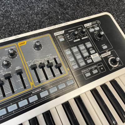 Roland SH-01 GAIA Synthesizer w/PSU image 4