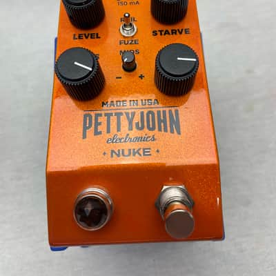 Pettyjohn Electronics Nuke Limited Fuzz Pedal with Box image 2