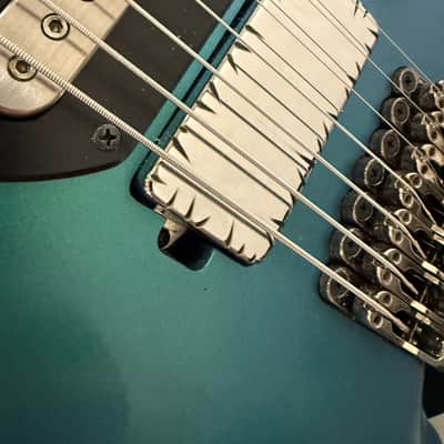 Ibanez Q547-BMM - Headless 7 String Guitar Chameleon Blue image 4