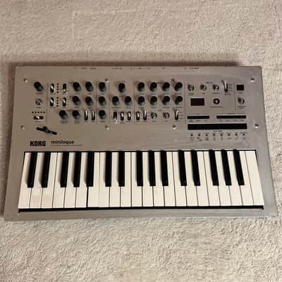 Korg Minilogue 4-Voice Polyphonic Analog Synthesizer 2016 - Present - Silver