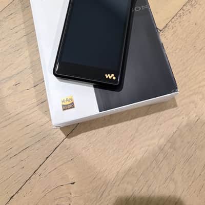 Sony WM1AM2 Hi-Res Audio Player Walkman image 1