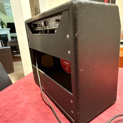 1964 Fender Princeton 6G2 RARE Tuxedo 12-Watt 1x10" Guitar Combo image 4
