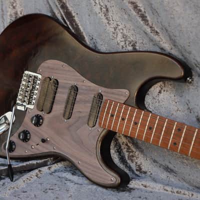 GB Liuteria build to order Traditional Strato walnut burl brown relic image 13