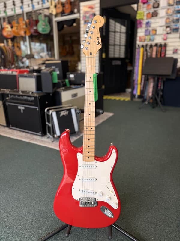 Fender Stratocaster MIM Mid 90s - Red image 1