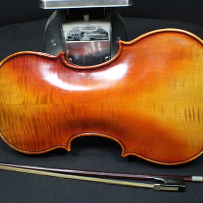 A Beautiful Antique U.S.A. Made Antonius Stradivarius Full Size 4/4 Violin, Bow & Case Ready to Play # 13 V image 6