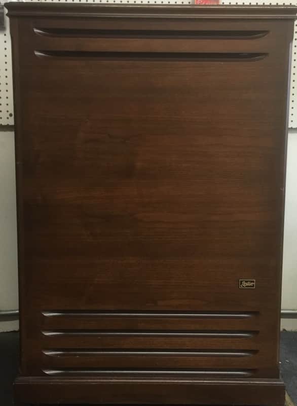 Leslie 122XB Early 2000’s - Red Walnut image 1