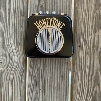 Danelectro Honeytone Mini Amp 2010s - Black electric guitar amplifier portable travel image 2