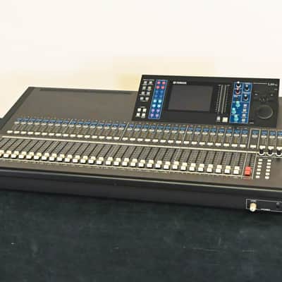 Yamaha LS9-32 32-Input Digital Mixing Console CG01VLQ image 1