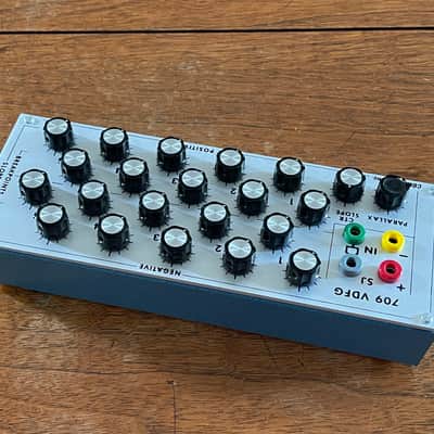 Comdyna 709 VDFG Variable Diode Function Generator Analog Computer Modular Synth Vintage 1975 image 2